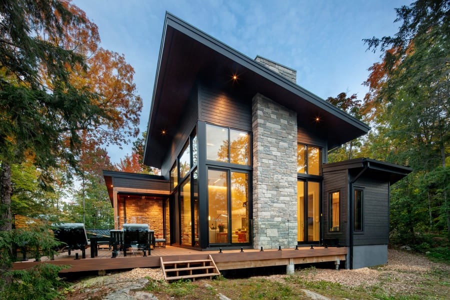 Stunning Exterior Shot with Deck View | Ballantyne Builds